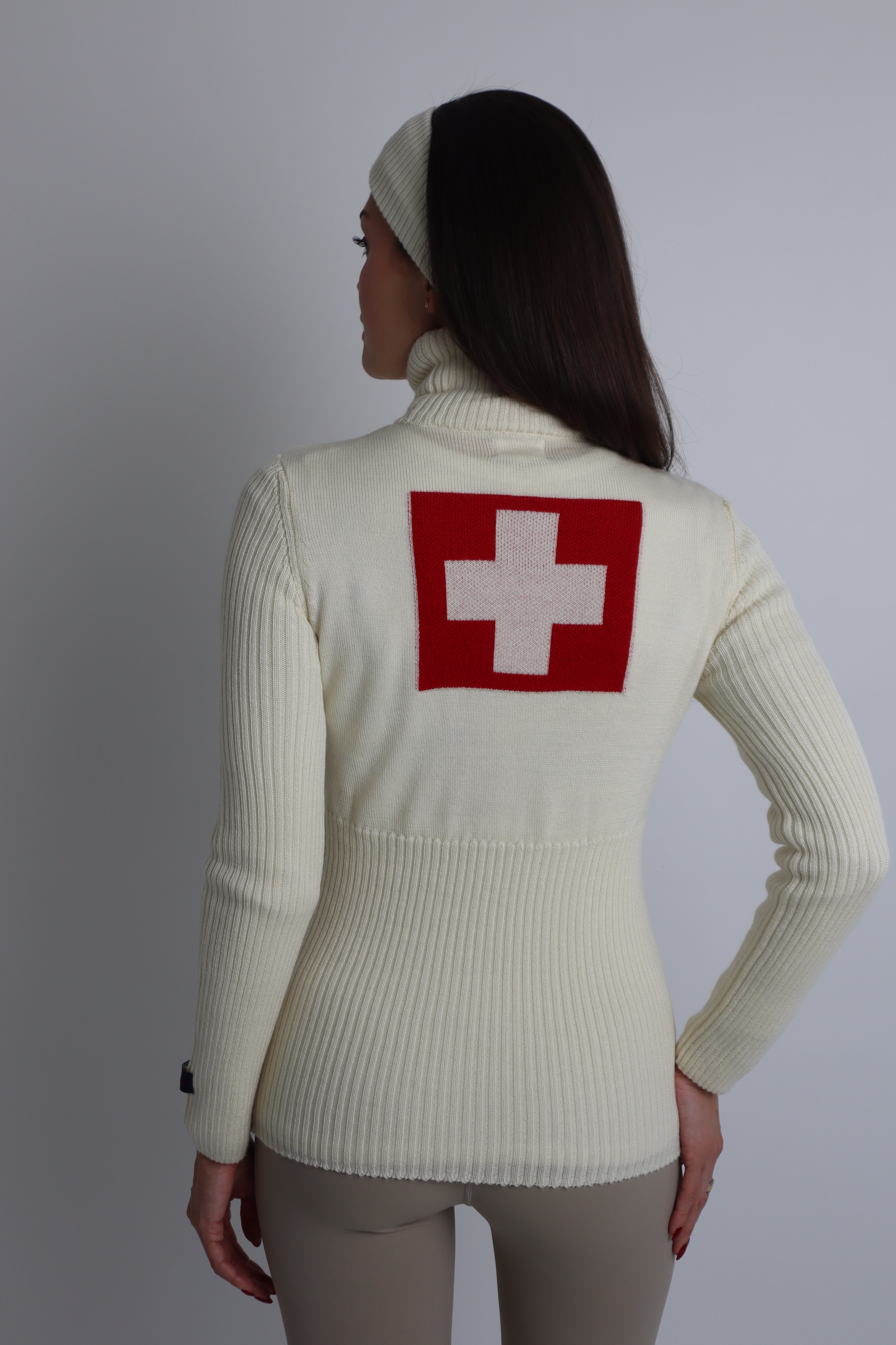 Verbier White Knitted Jumper