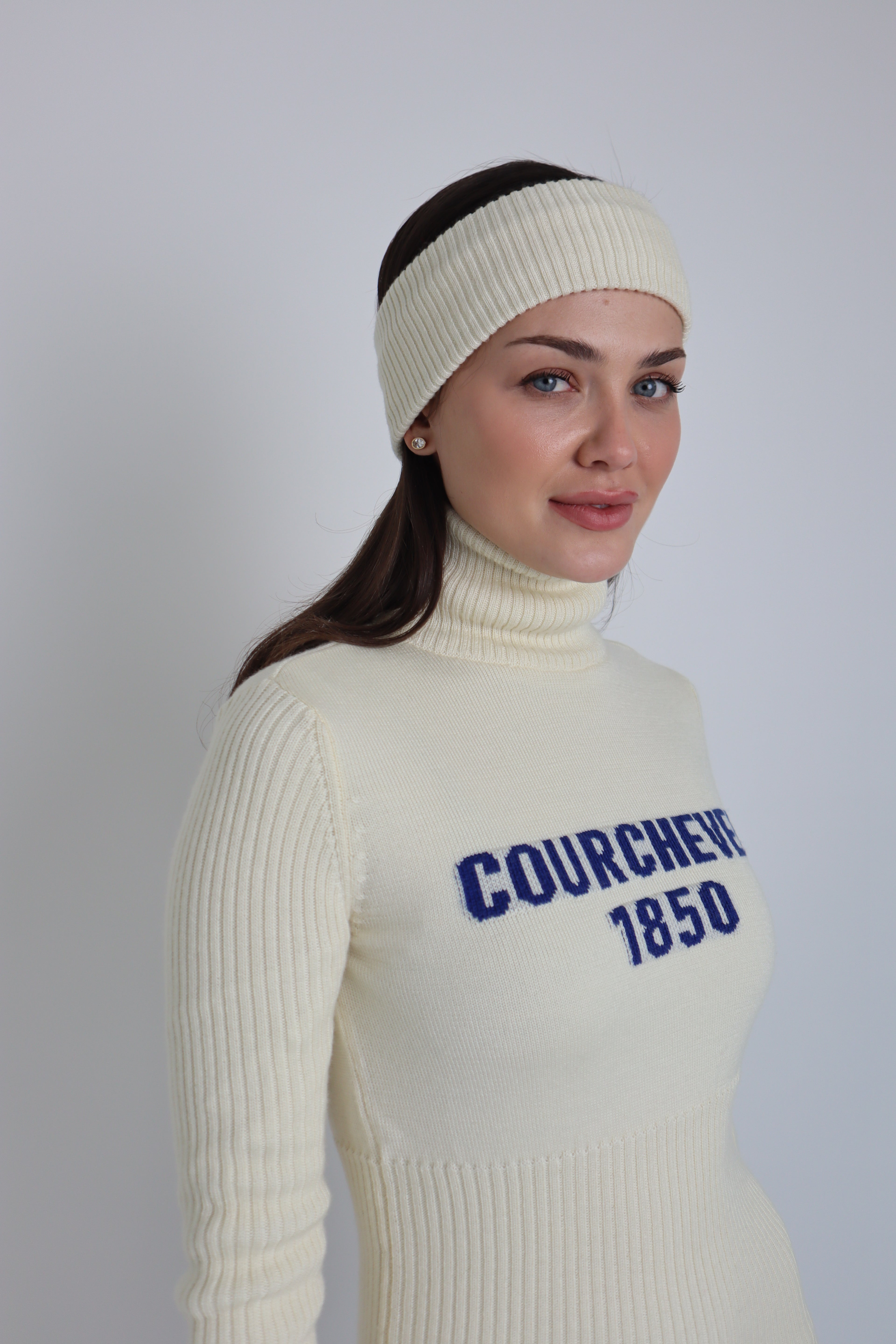 Courchevel White Knitted Jumper